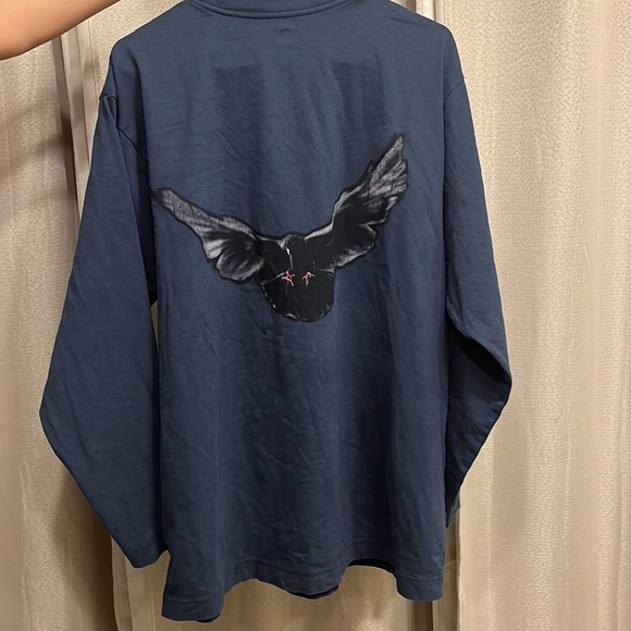 Gap Yeezy Balenciaga blue dove long sleeve tee men size XS. - Picture 3 of 4